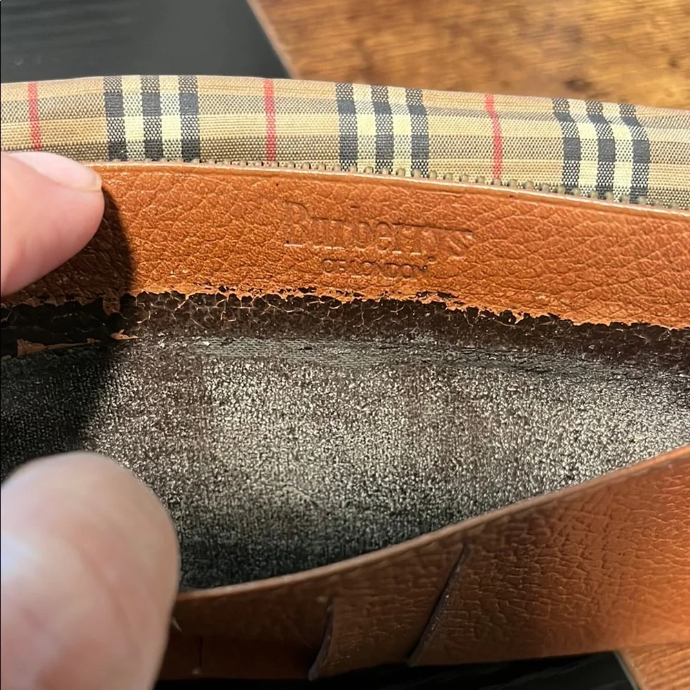 Burberry bifold leather